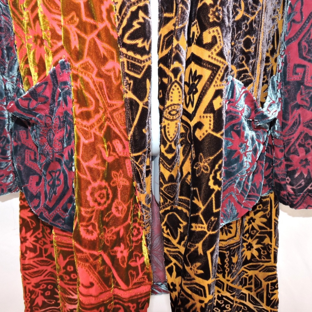 JOHNNY WAS ⚜ WOMEN'S MULTICOLOR SILK FASHION TOP - Picture 3 of 5
